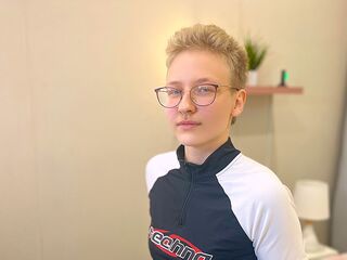 EllaPeres