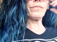 Je suis une jolie brune aux cheveux longs, les yeux verts. Je suis très coquine, venez passer un moment très HOT avec moi, vous ne pourrez plus vous en passer.