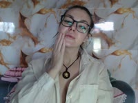 Hello everyone. My name is Laraonly a gente. I am a cheerful, deep,confident, wild girl. I am a code. I