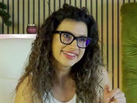 I am a sweet and curious girl, I love adrenaline and trying new things, sensations and experiences (you know what I mean) haha, I love good conversations, good company and maybe you could end up getting wet at the end