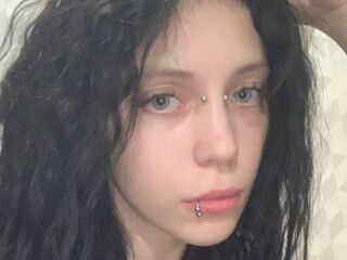 shower webcam AmandaSherri