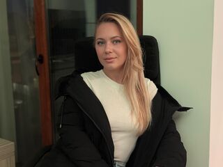 free livecam AnyaLior