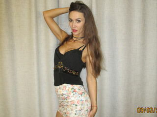 chat room DanaPerez