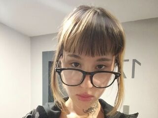 cam babe HallieAblin