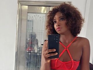 webcam babe LuluWilde