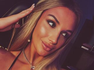 hot girl webcam photo MeganHamillton