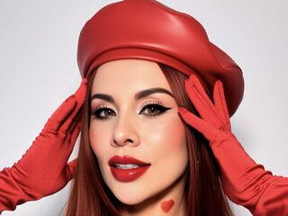 girl topless MiaPastory