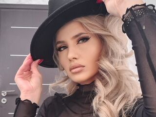 webcamgirl chat MoniqueSin