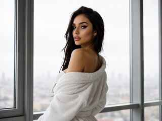 naked cam live RoxAnne