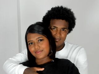 naughty camgirl giving blowjob EmilyAndJean