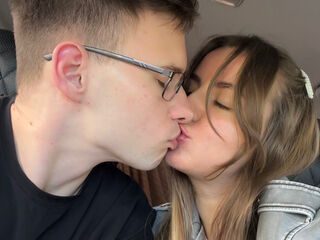 adult couple cam live PashaAndMila