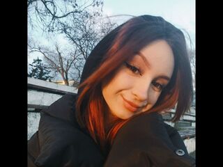 hardcore cam AgaticBella