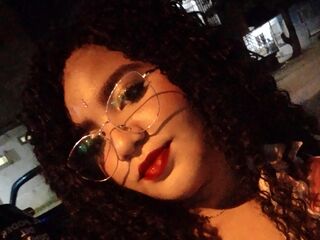 free nude webcam AishaBlanco