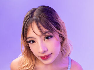 sexy webcamgirl AlannaMilan