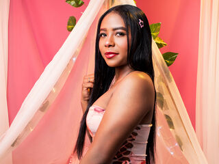 camwhore masturbating with sextoy AliceBrunett