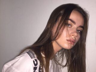 camslut fingering shaved pussy AmeliPovilain