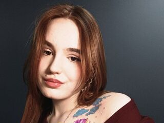 naked webcam girl AmyRass