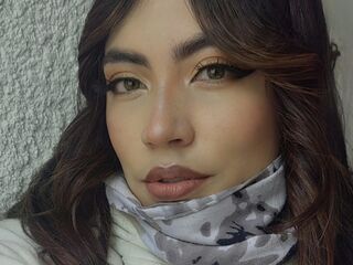 cam slut chat room AmyZambrano