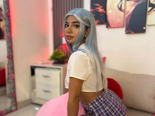 camwhore shaving pussy AnaiaMoon