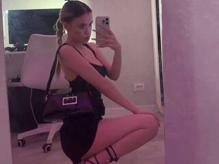 hot striptease webcam AngelesBelfiore