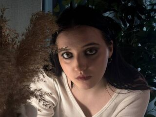 camgirl playing with dildo AntoniaBonelli