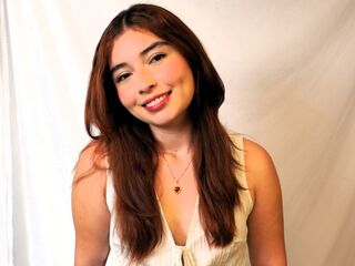 naughty camgirl masturbating with vibrator AriannaRosen