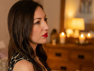 webcamgirl chat room ArishaElara