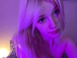 mastubating web cam girl AvaCristall