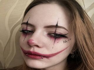 camslut masturbating AvaLuciani