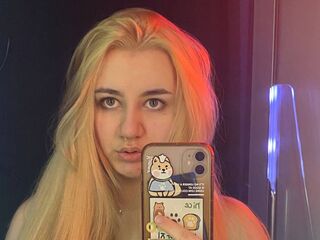 camgirl playing with dildo BarbaraPratt