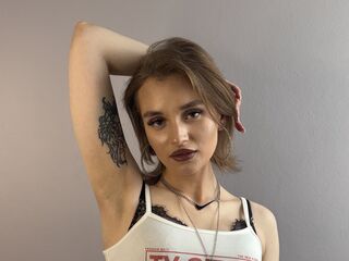 adult cam CammiePratten