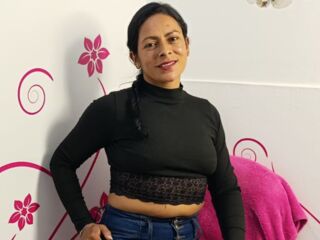 shower sex webcam CanelaGolden