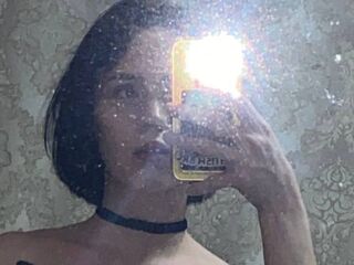 adult cam CarolineBlagman