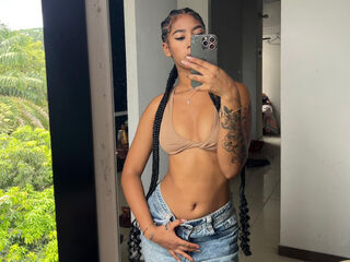 camgirl webcam sex pic CarolineCartson