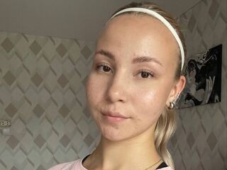 camgirl video chat room CatrinaWakley