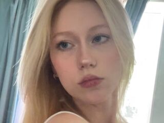 naked girl with webcam fingering CeciliaWhithrock