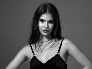 cam girl masturbating with dildo CelesteHadids