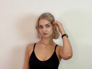 free nude cam CleoHarringtons