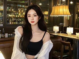 topless webcamgirl CoisiniBrook