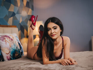 girl topless CoraLevi