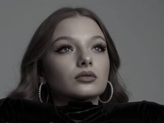 naked cam girl masturbating with vibrator CreolaScheidler