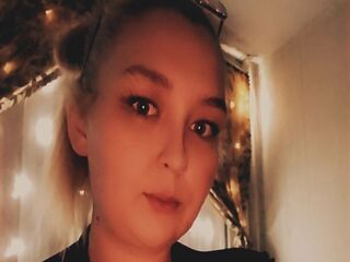 live chat room CrystalSins