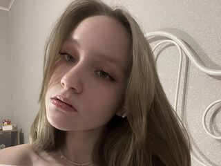 nude web cam CutieKit