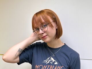 cam girl spreading pussy DarlineBeamer