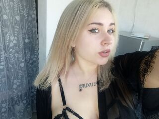 sexshow DinahSalimas