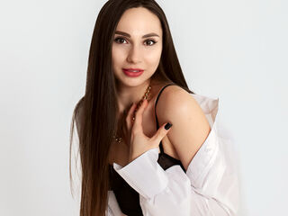 topless camgirl EllaRosi