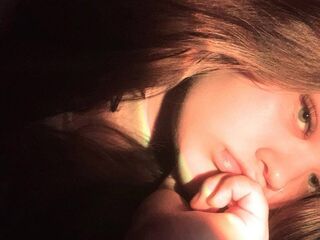 camwhore naked ElleOner
