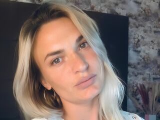 camgirl porn cam EllieMaryn