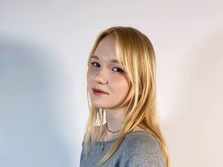 webcamgirl chat ElmaKinnunen