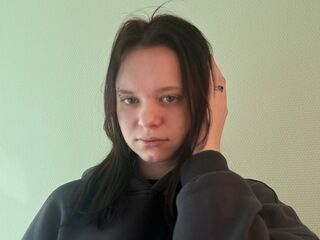 girl fingering bald pussy ElmiraSegala